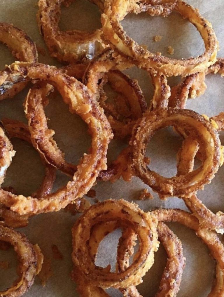 Low Carb Crispy Onion Rings with Dipping Sauce