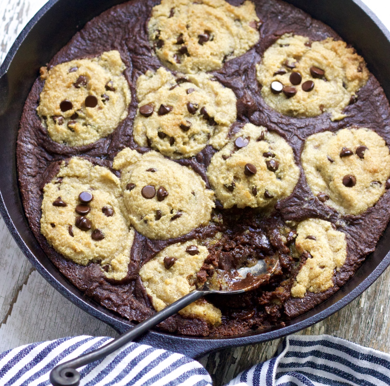 Keto Skillet Chocolate Chip Brookie