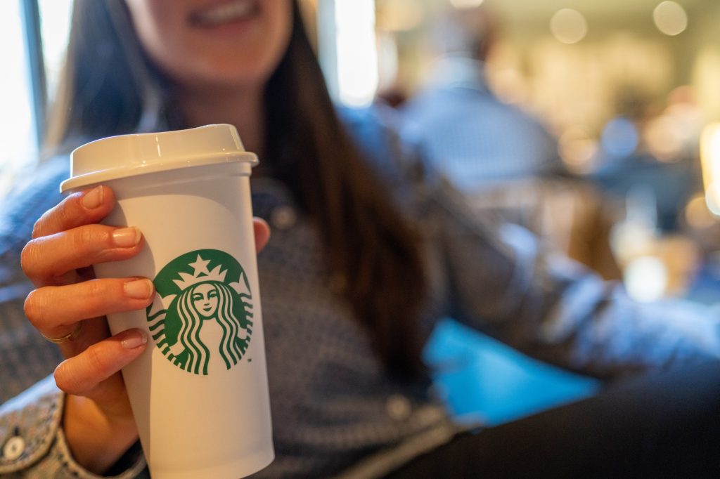 Quit Starbucks and make your own cold-brew coffee for $68 - CNET