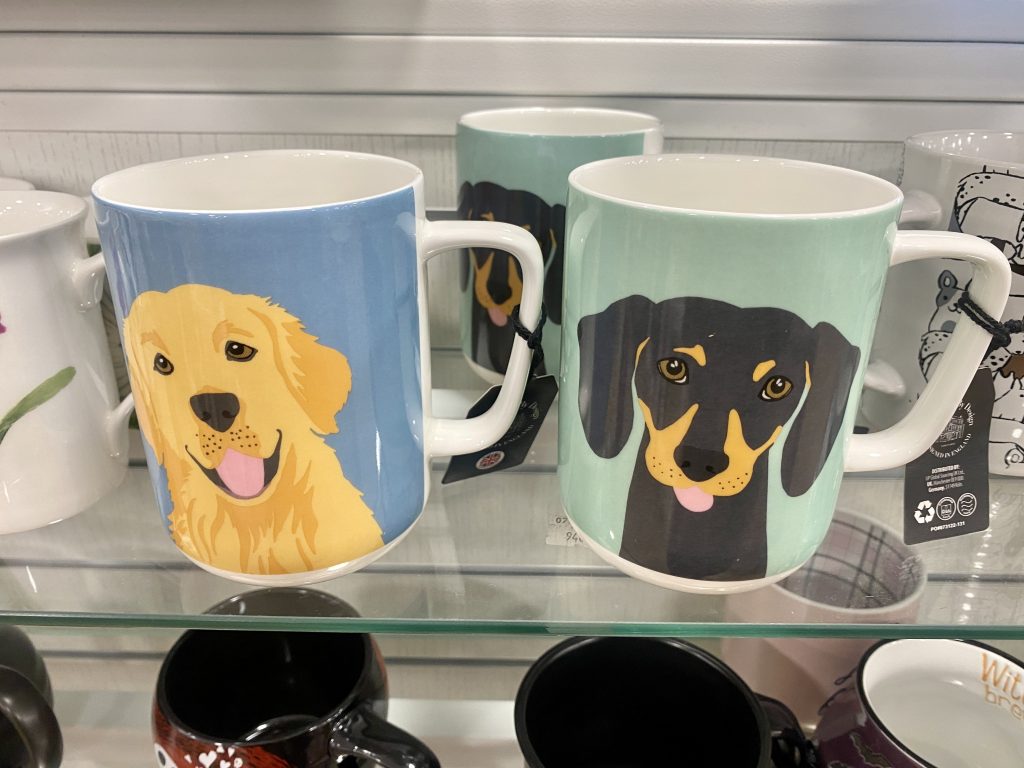 Mugs and coffee cups at homegoods.