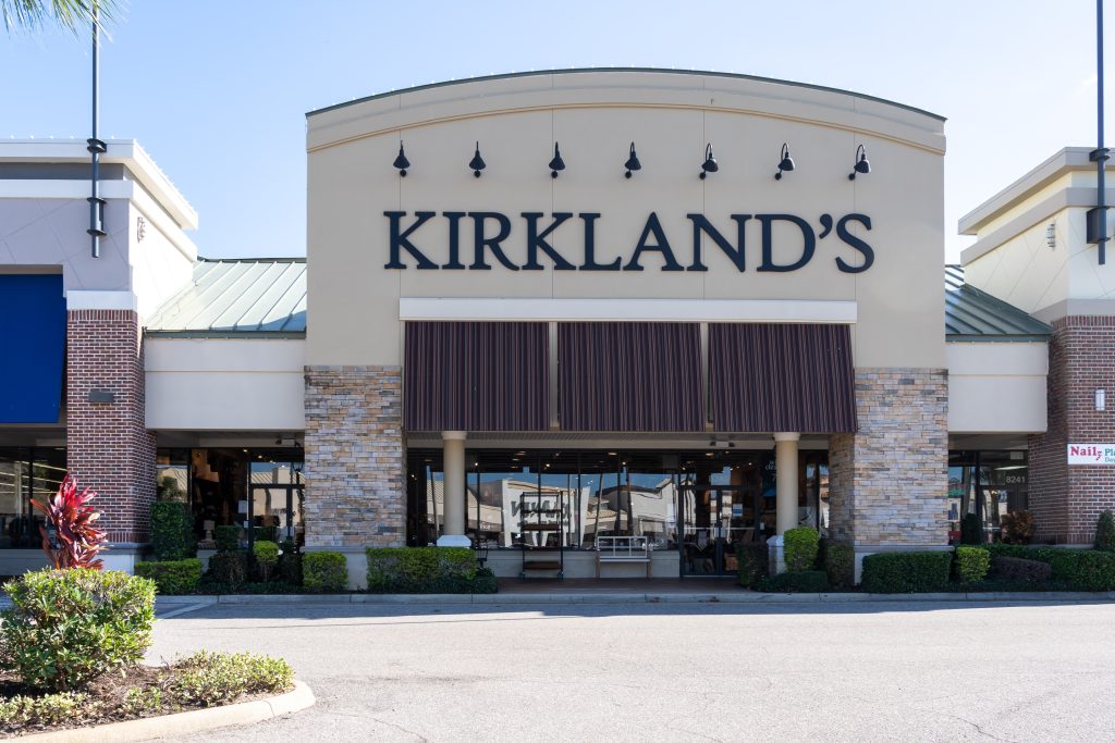 Front of store, Kirkland's.
