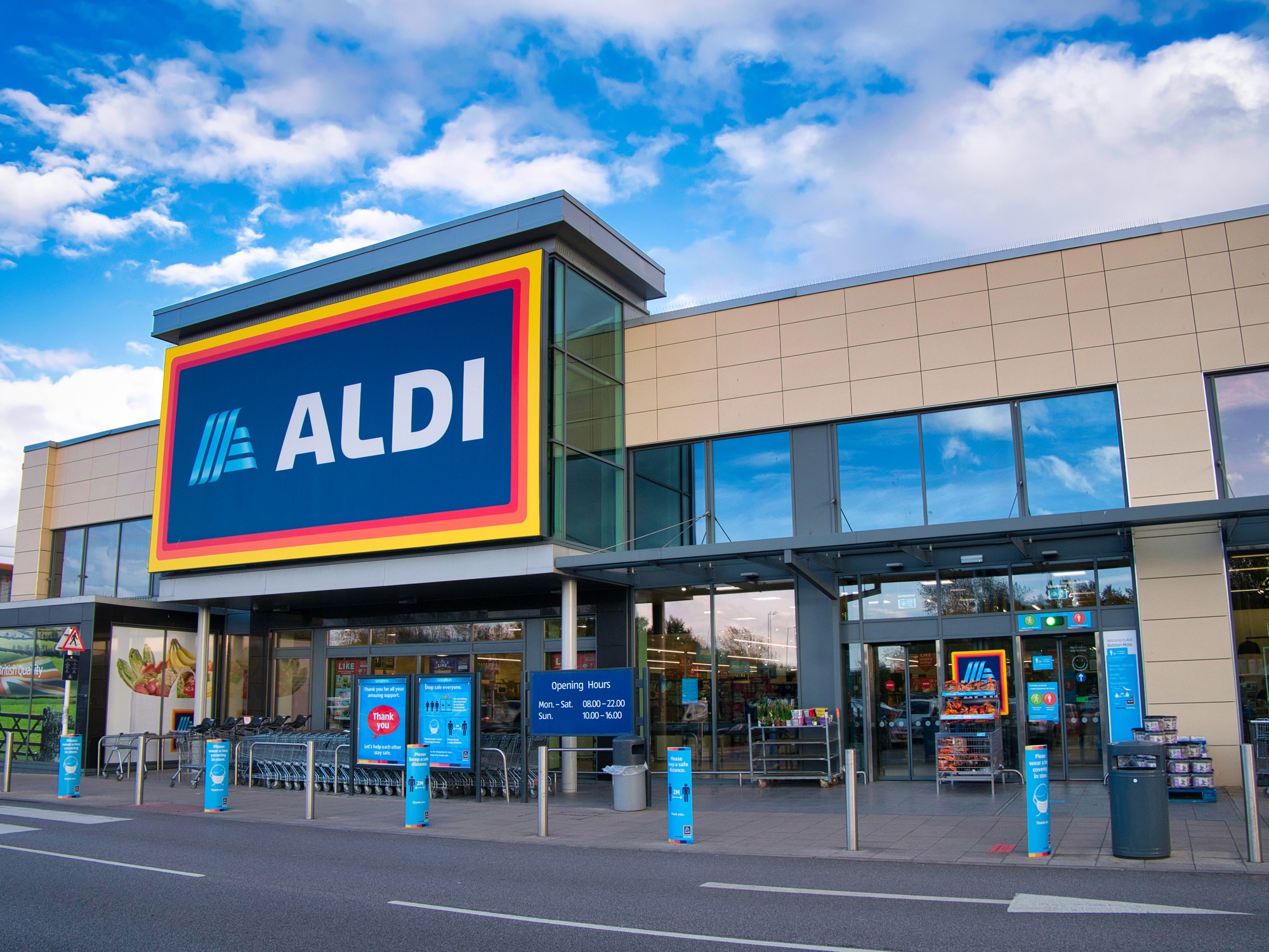 12 Reasons Everyone is Obsessed with ALDI’s Middle Aisle