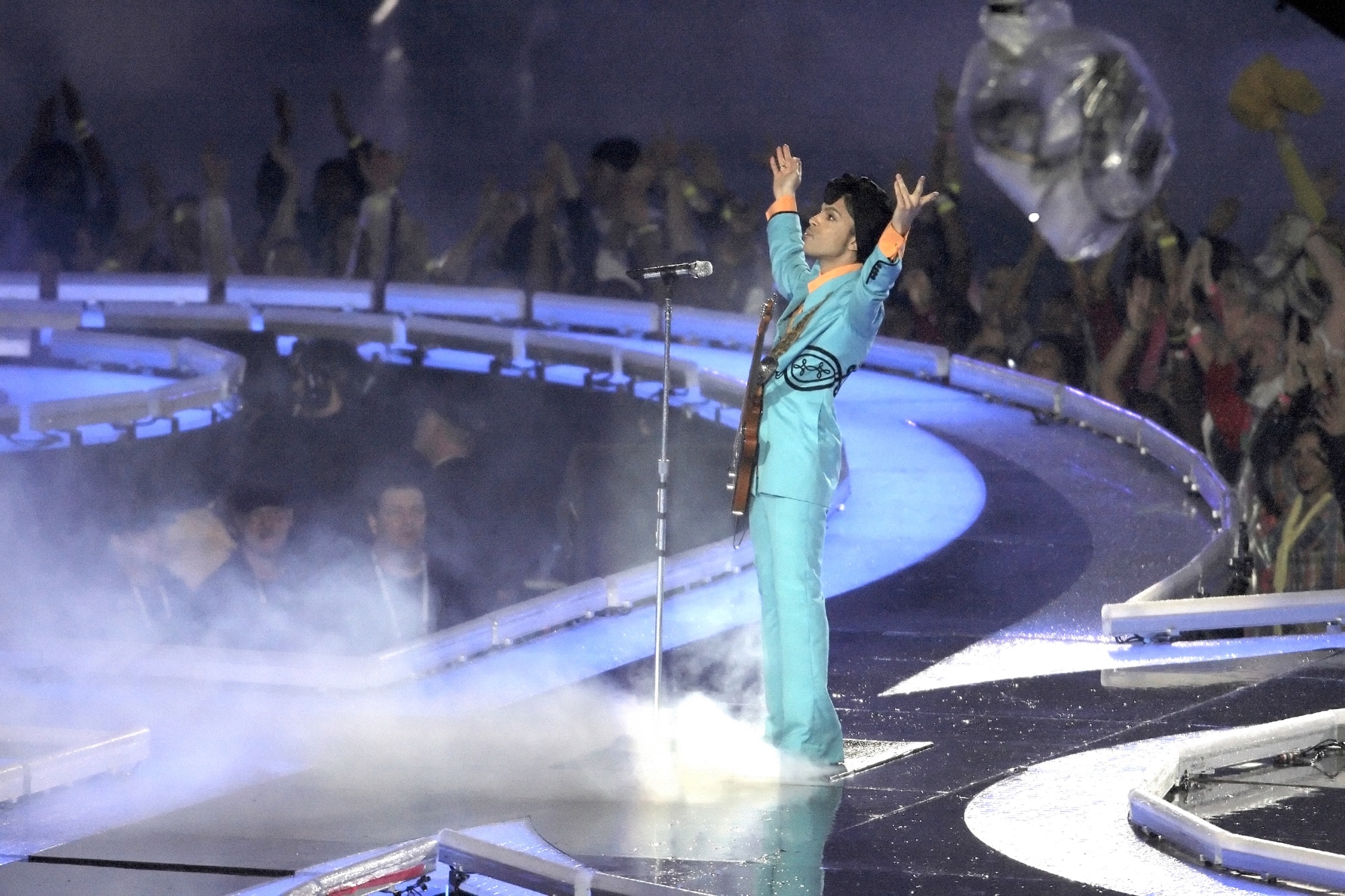 10 Most Iconic Super Bowl Halftime Performances