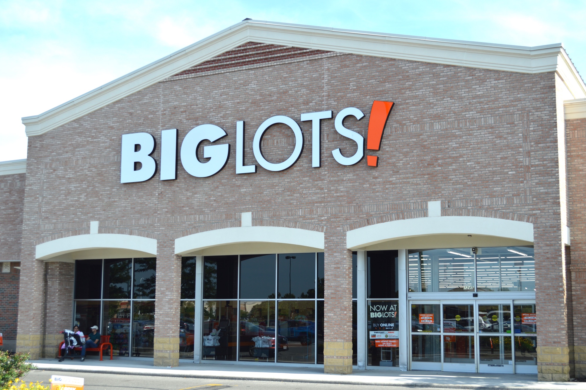 5 Spectacular Spring Finds at Big Lots for Your Outdoor Oasis